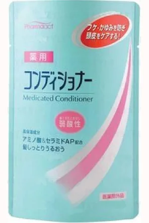 KUMANO COSME Pharmaact Medicated Conditioner Weak Acidity Refill - 400ML