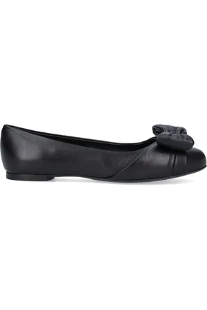 Salvatore Ferragamo Ballerine Fiocco "Vara"