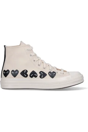 Comme des Garçons Sneakers High Top "Converse Multi Heart Chuck 7