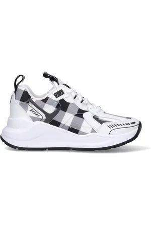 Burberry Sneakers "Check"