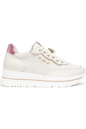 Nero Giardini Sneakers donna in pelle con accessorio e512907d713