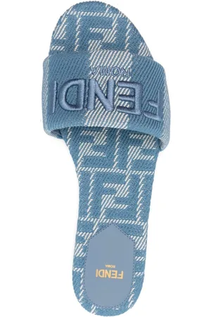 Fendi Sandalo Signature
