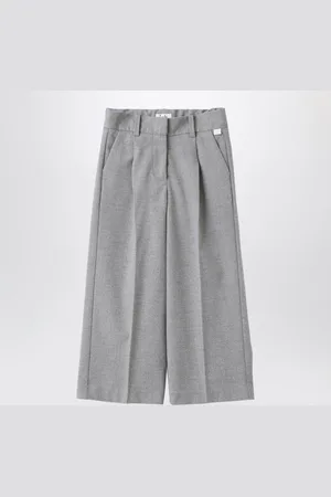 Il gufo Pantalone a palazzo con pince grigio