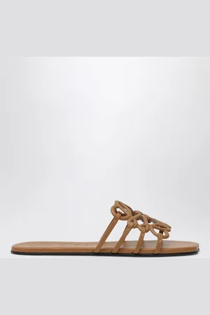 Loewe Sandalo Petal Anagram color cammello