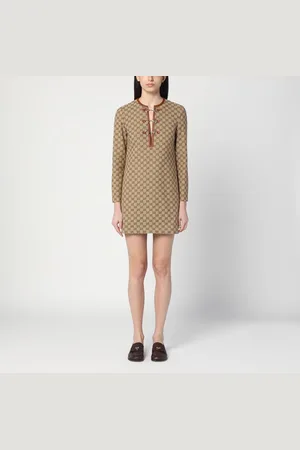 Gucci Abito beige in tessuto GG con morsetto