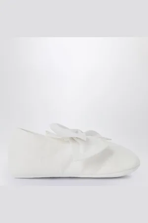 Il gufo Scarpa da neonata bianca con fiocco