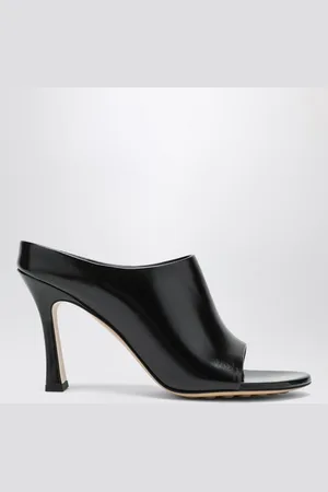 Bottega Veneta Mule Rana in pelle nera