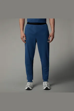 The North Face Joggers In Pile Mountain Athletics Da Uomo