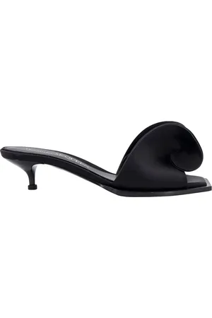 Alexander McQueen Sandali in raso