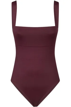 LAURA URBINATI Costume
