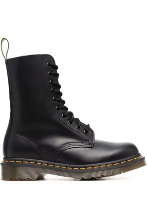 Dr. Martens 1490 stivali da combattimento