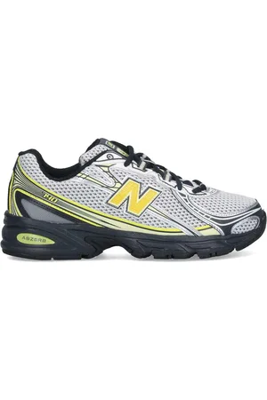 New Balance Sneaker