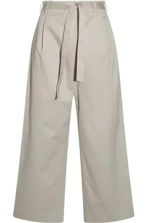 add Pantaloni svasati