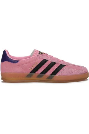 adidas Sneakers logate