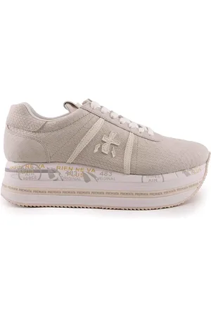 Premiata Sneaker in pelle Beth 7370