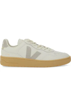 Veja Sneaker V-90