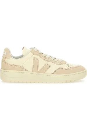 Veja Sneaker V-90
