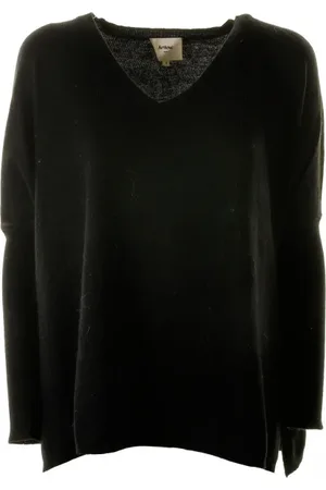 ARTLOVE Maglia nera con scollo a V