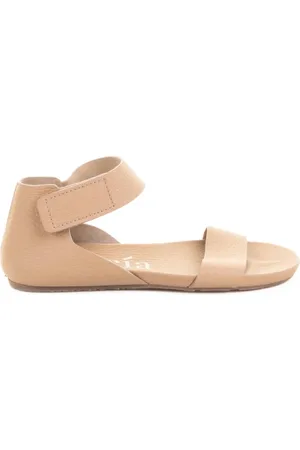 Pedro Garcia Sandalo Jalila in pelle con chiusura in velcro