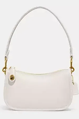 Coach Swinger 20
