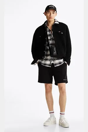 Tommy Hilfiger Shorts sportivi con logo ricamato