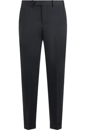 Pt, Pantaloni