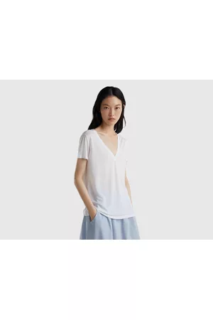 Benetton Donna T-shirt - Benetton, T-shirt Scollo A V In Viscosa Sostenibile, size L, Bianco, Donna