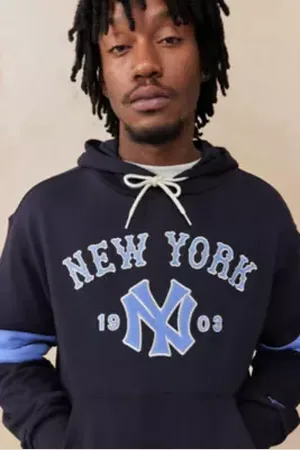 New Era UO Exclusive NY Yankees Hoodie in
