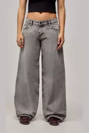 Motel Washed Denim Low-Rise Roomy Jeans in