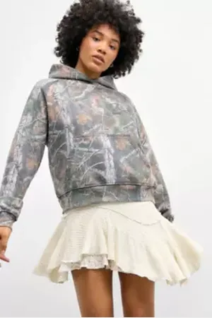 Urban Outfitters UO Textured High-Low Mini Skirt di in