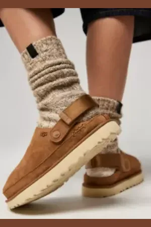 UGG Chestnut Goldenstar Clogs in