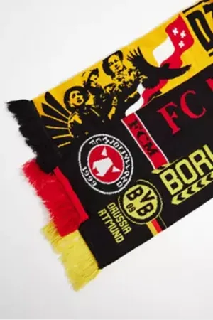 Urban Vintage Black Football Scarf in