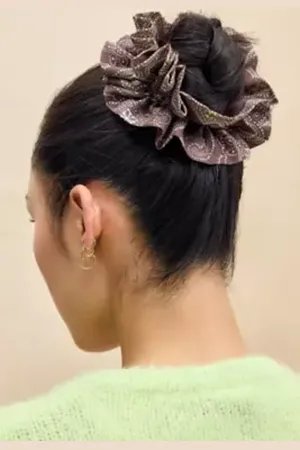 Urban Outfitters Bandana Scrunchie di in
