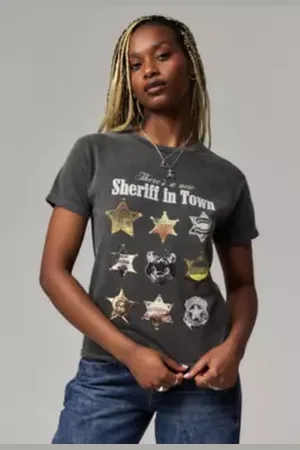 Urban Outfitters UO Sheriffs badge t-Shirt di in