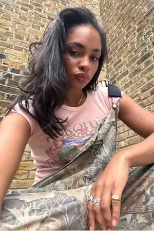 Urban Outfitters UO Yosemite Baby T-Shirt di in