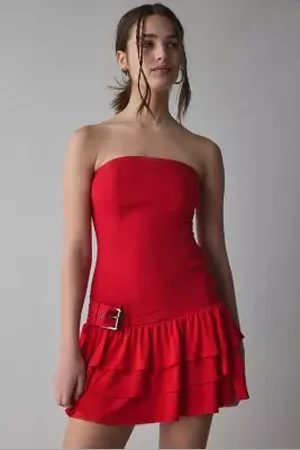 Silence + Noise Rubie Strapless Mini Dress in a Urban Outfitters