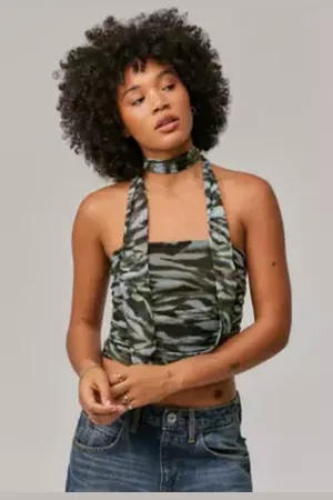 Urban Outfitters UO Addison Ruched Bandeau Top di in