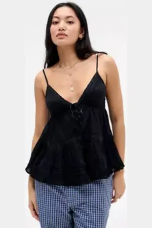 Kimchi Blue Canotta Babydoll Tara in a Urban Outfitters