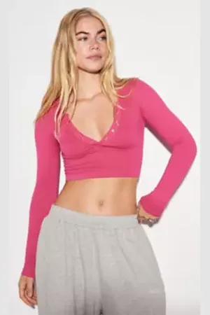 Urban Outfitters UO Claudia Henley Top di in