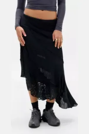 Urban Outfitters UO Textured Asymmetric Midi Skirt di in
