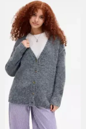 Urban Outfitters UO Lofty Boyfriend Cardigan di in