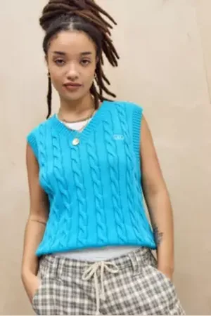 iets frans... Iets frans. Oversized Cable Knit Tank in