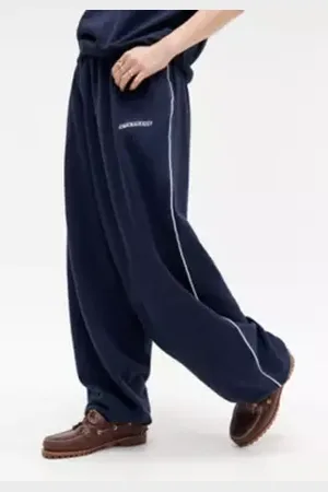 iets frans... Iets frans. Navy Harri Baggy Joggers in
