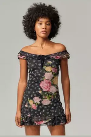 Kimchi Blue Albany Bardot Vestito Mini Floreale in a Urban Outfitters