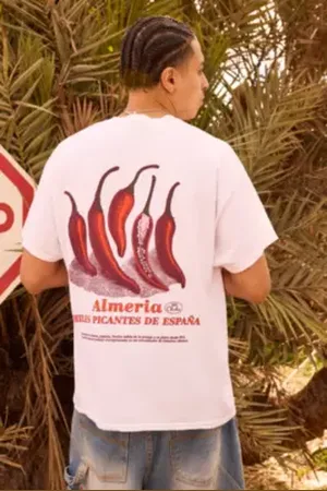 Urban Outfitters UO White Chilli Almeria T-Shirt di in