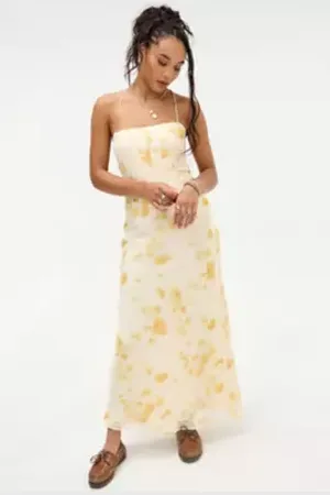 Love Triangle UO Exclusive Ingrid Maxi Dress in