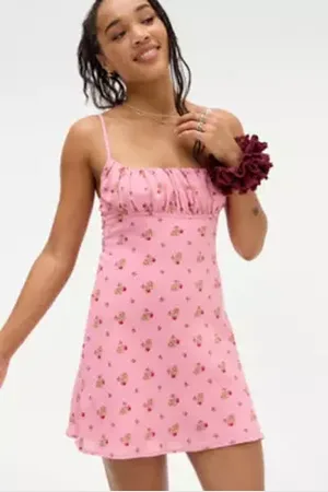 Kiss The Sky UO Exclusive Mulberry Dress in a Urban Outfitters
