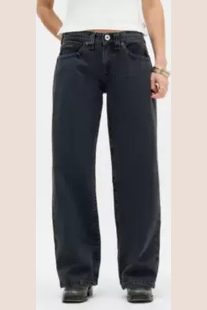 BDG Kayla Lowrider Jeans in