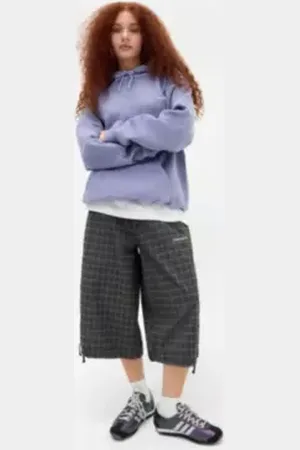 iets frans... Iets frans. Hoodie in