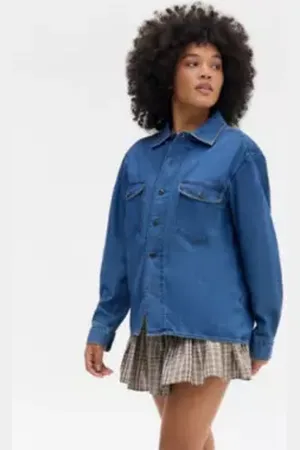 GAP Denim Craft Shirt in a Urban Outfitters